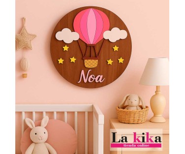 Letrero infantil personalizado con nombre y globo rosa | Lakika.es