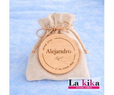 Abridor Imán de Bambú Personalizado para Bautizo de Niña 💗 | Recuerdo Natural y Útil